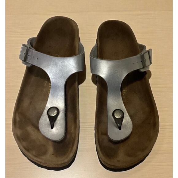 Birkenstock Gizeh Women’s Size 38 US 7.5 Silver Metallic Sandals - Picture 1 of 4